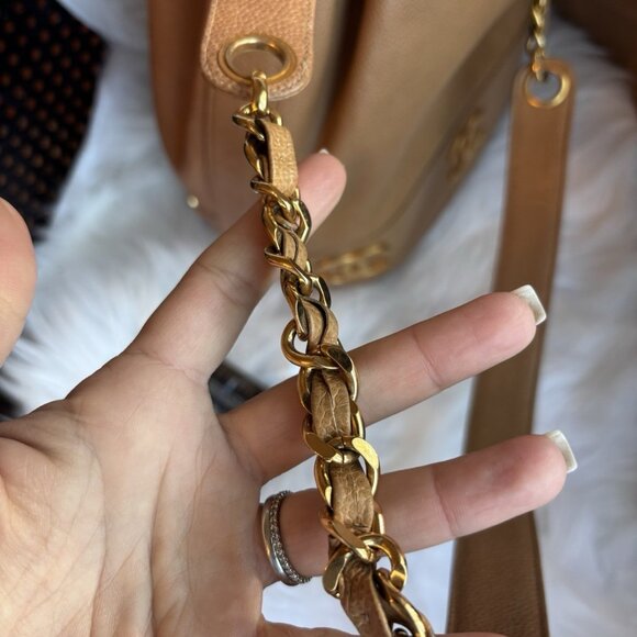 Authentic CHANEL Triple CC Caviar leather brown camel bucket back with pouch - Picture 8 of 14